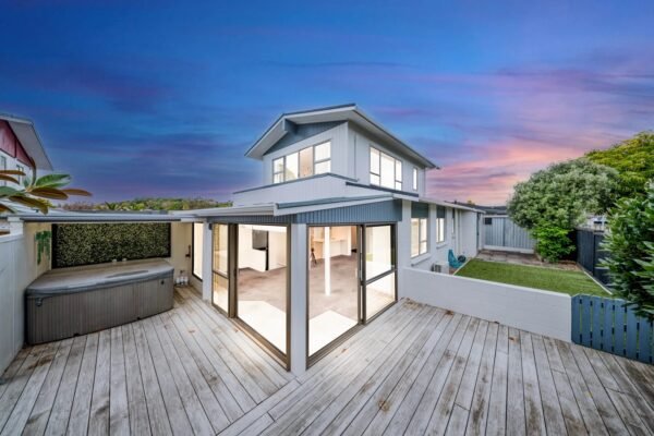 image (15) image (15)